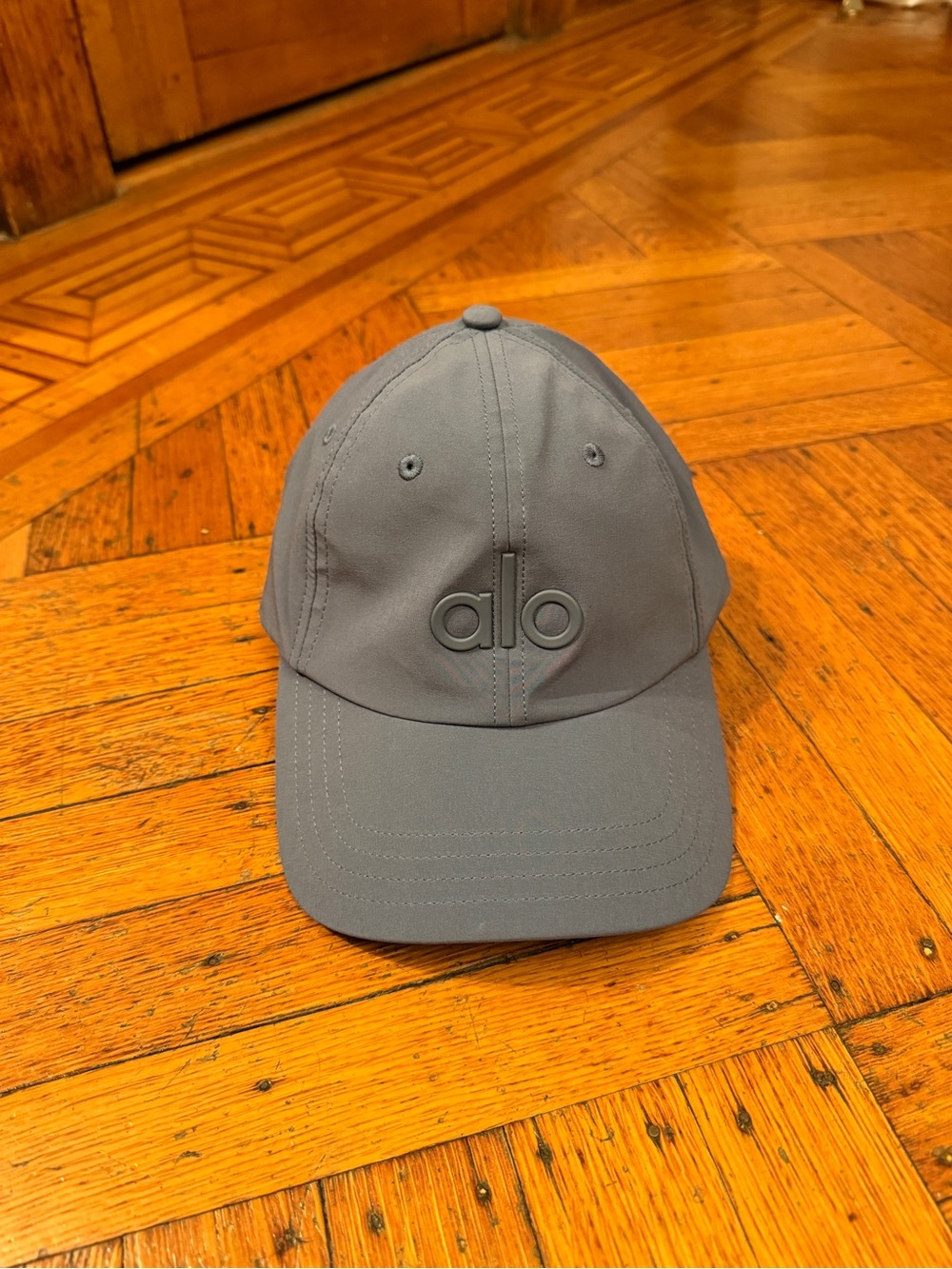 ALO Performance Off Duty Cap (NWT) - Picture 4 of 6